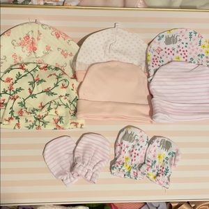 10 piece newborn set of hats and mittens